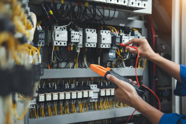 Best Circuit Breaker Repair  in Shady Hills, FL